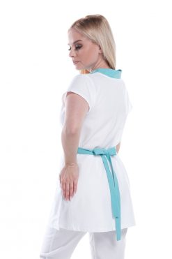 Alternative view of Karcsúsított női átlapolós köpeny 605 - hátul megkötős, választható díszítőszínnel